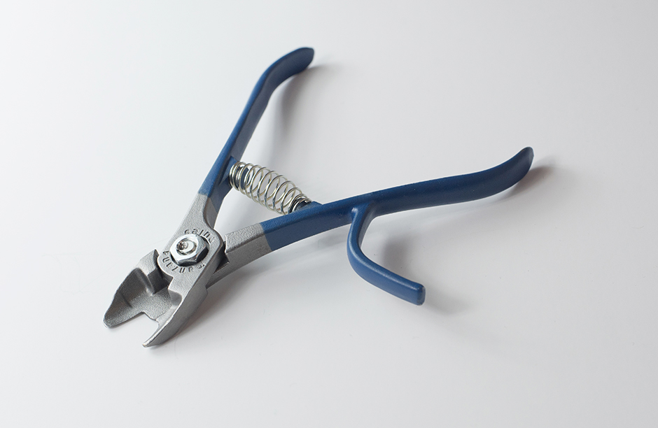 M11 scissor tool for orange harvesting developed by discoh design for Manzana nules